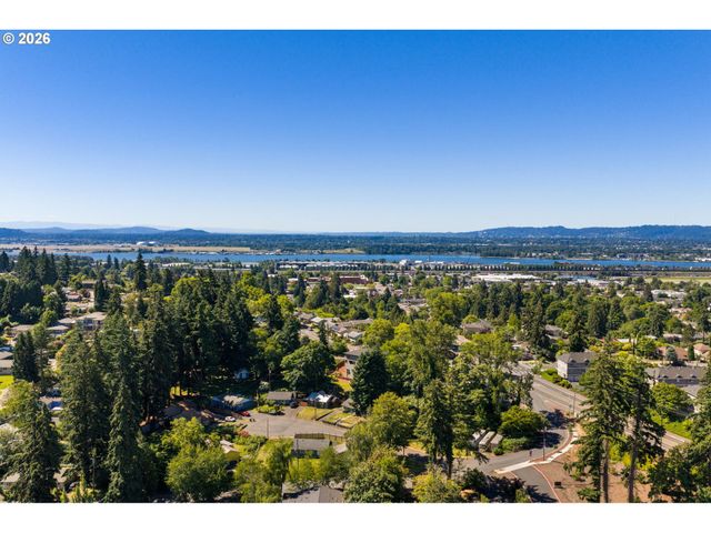 2902 E Mcloughlin Blvd 2, Vancouver, WA 98661