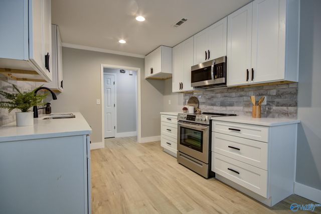 205 Jarrett Lane, Madison, AL 35857