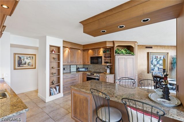 4041 Gulf Shore BLVD N 1007, Naples, FL 34103