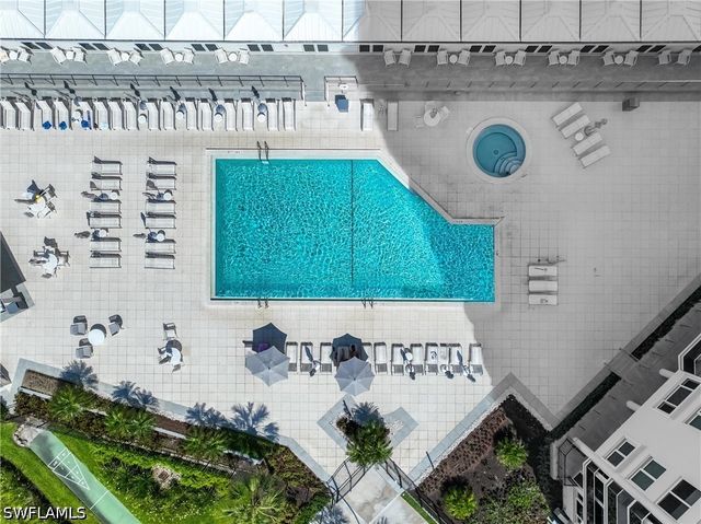 4041 Gulf Shore BLVD N 1007, Naples, FL 34103