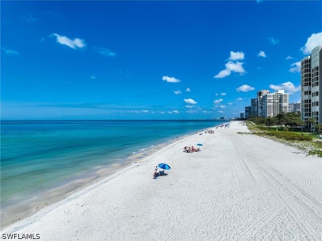 4041 Gulf Shore BLVD N 1007, Naples, FL 34103