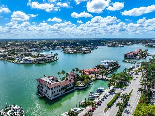 4041 Gulf Shore BLVD N 1007, Naples, FL 34103