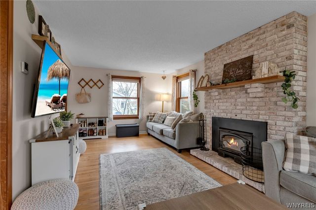 171 Thistle Lea, Amherst, NY 14221