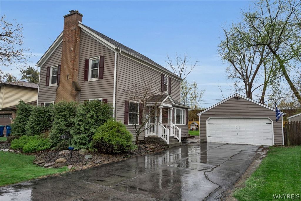 171 Thistle Lea, Amherst, NY 14221