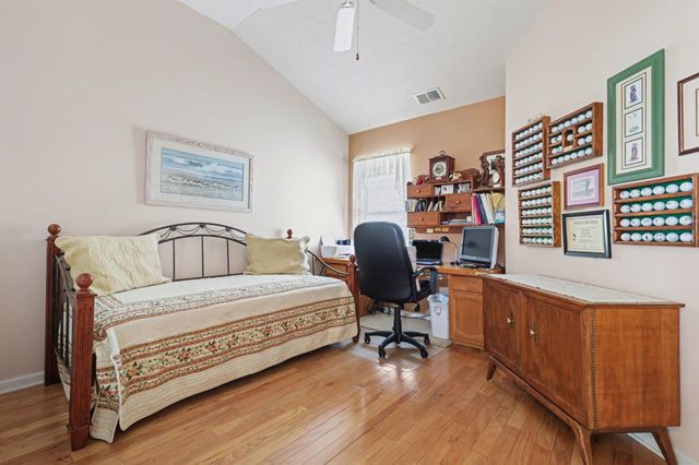 193 Glenwood Dr., Conway, SC 29526