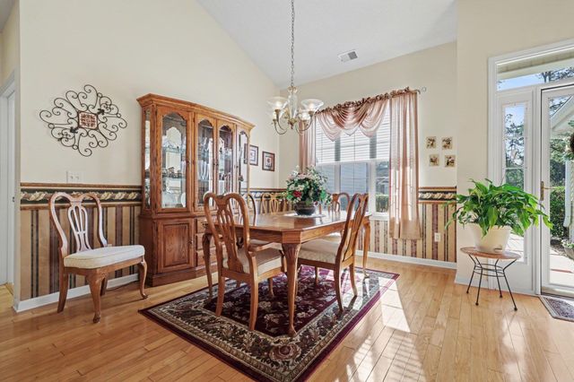 193 Glenwood Dr., Conway, SC 29526