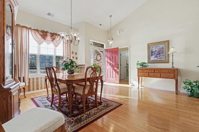 193 Glenwood Dr., Conway, SC 29526