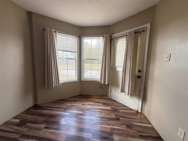 412 S Bowers Ave Avenue, Iowa, LA 70647