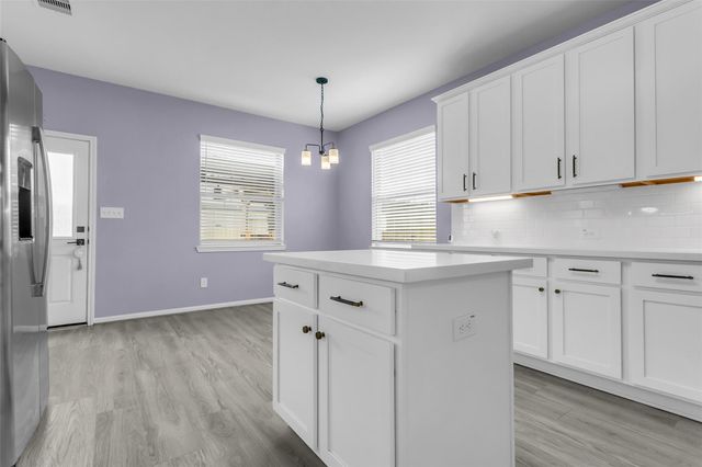 5338 Cj Walker Lane, Houston, TX 77048