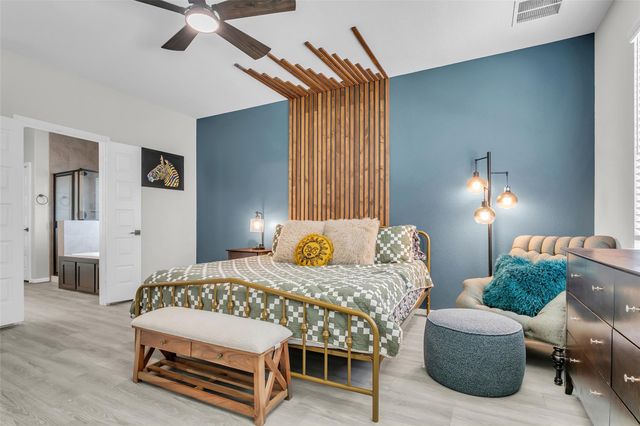 5338 Cj Walker Lane, Houston, TX 77048