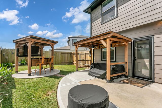 5338 Cj Walker Lane, Houston, TX 77048