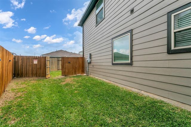 5338 Cj Walker Lane, Houston, TX 77048