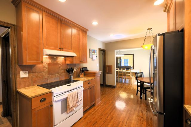1848 Pinehurst Avenue, Saint Paul, MN 55116