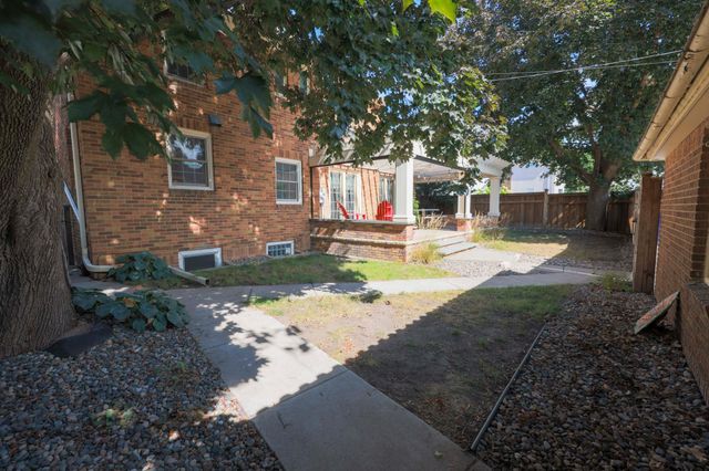 1848 Pinehurst Avenue, Saint Paul, MN 55116