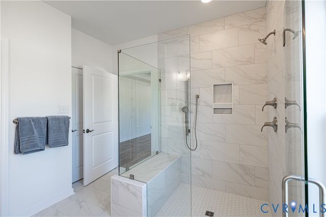 6726 Mayland Ridge Ln, Moseley, VA 23120