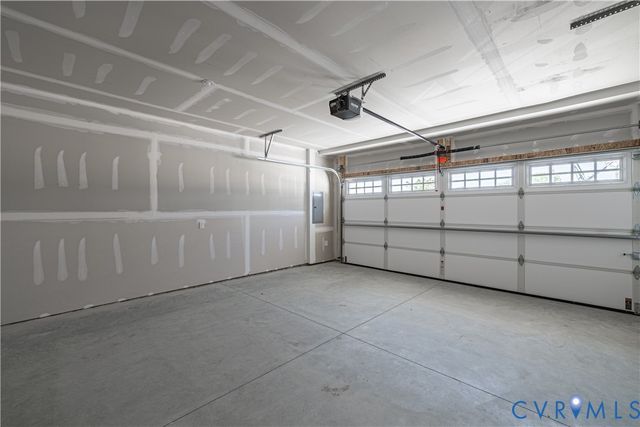 6726 Mayland Ridge Ln, Moseley, VA 23120