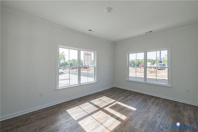 6726 Mayland Ridge Ln, Moseley, VA 23120