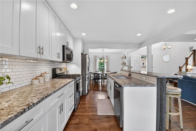 12630 W 66th Street, Shawnee, KS 66216