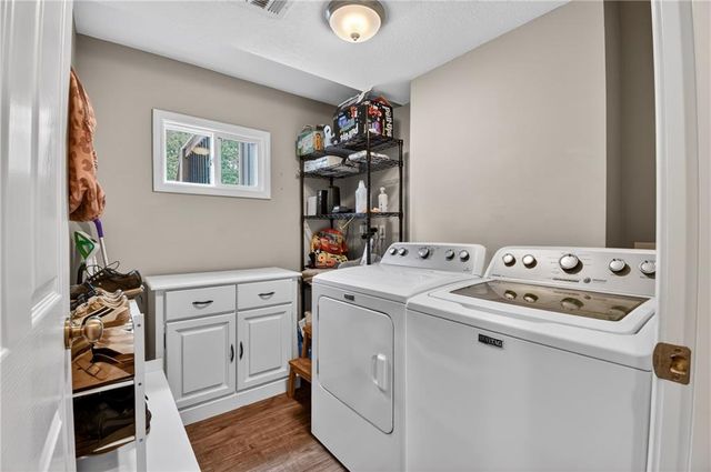 12630 W 66th Street, Shawnee, KS 66216