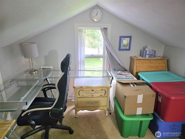 18704 Dynamite Drive SE, Yelm, WA 98597