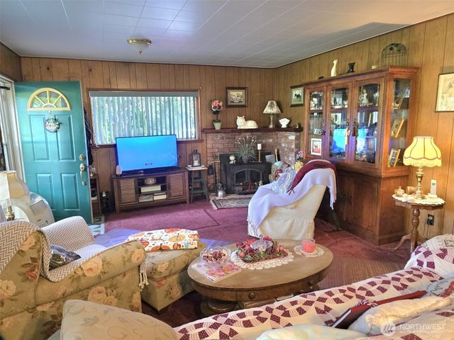 18704 Dynamite Drive SE, Yelm, WA 98597