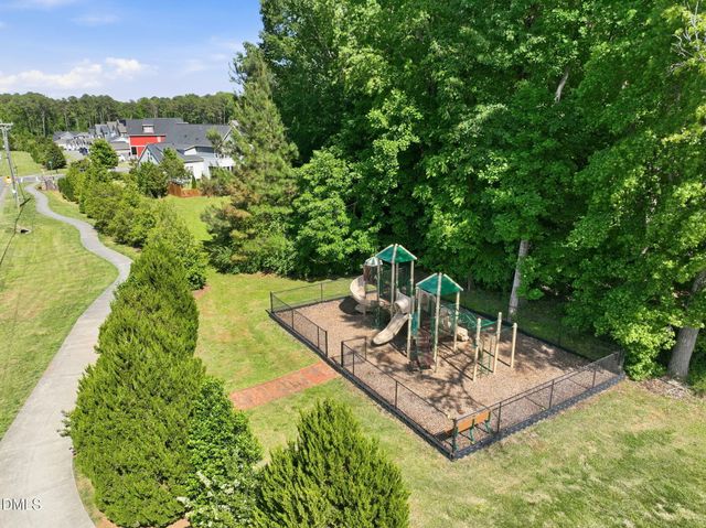 139 Larkin Lane, Chapel Hill, NC 27516
