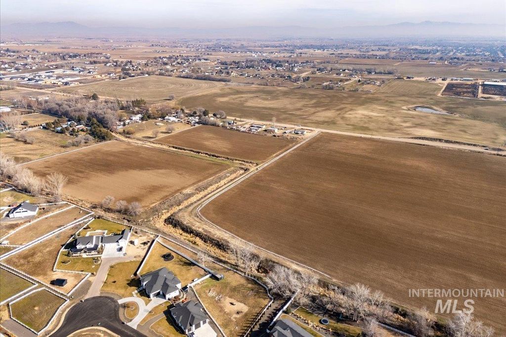 000 Freezeout Road, Caldwell, ID 83607 photo 4