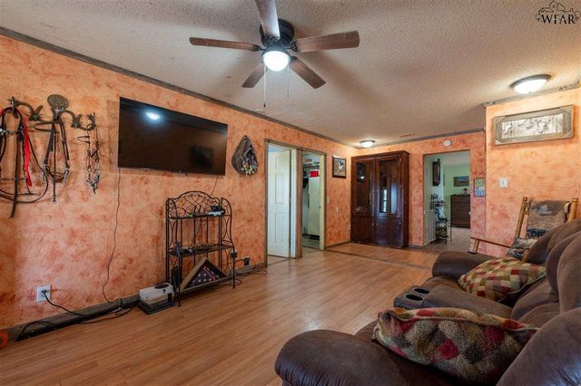 5425 BARNETT ROAD, Wichita Falls, TX 76310