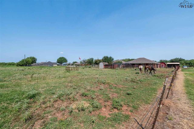 5425 BARNETT ROAD, Wichita Falls, TX 76310