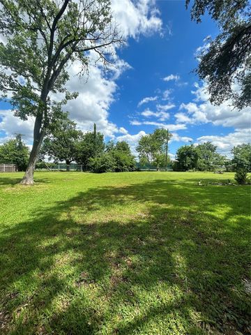8700 Valley View Lane, Houston, TX 77074