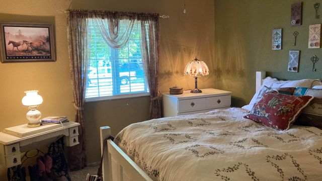 1980 Spruce Circle, Anderson, CA 96007