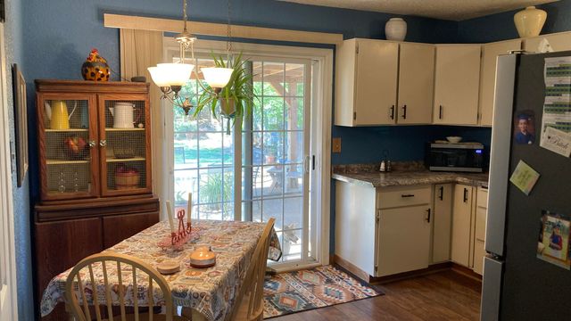 1980 Spruce Circle, Anderson, CA 96007