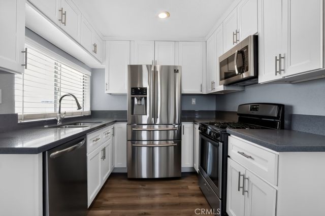 2869 Laurel Street, Rosamond, CA 93560