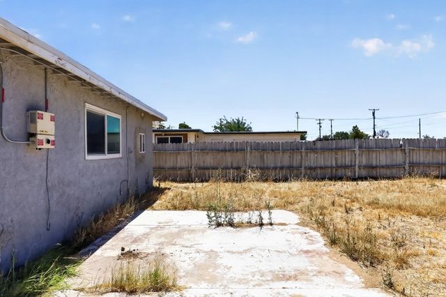 2869 Laurel Street, Rosamond, CA 93560