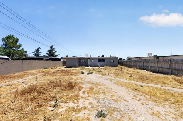 2869 Laurel Street, Rosamond, CA 93560