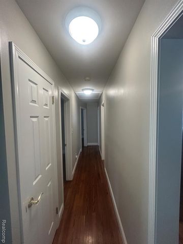 760 S Evergreen Street, Plymouth, MI 48170