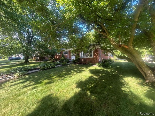 760 S Evergreen Street, Plymouth, MI 48170