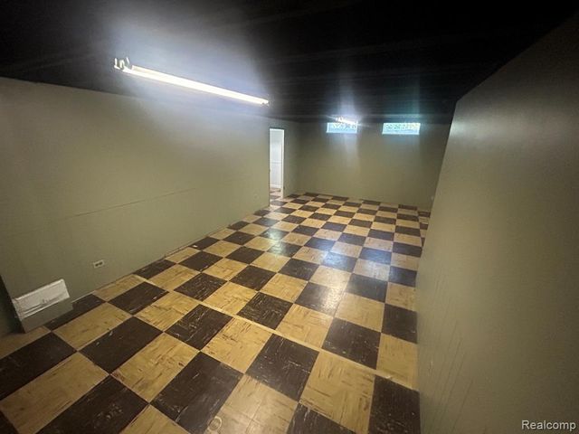 760 S Evergreen Street, Plymouth, MI 48170