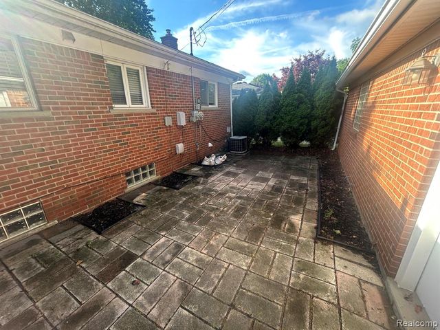 760 S Evergreen Street, Plymouth, MI 48170