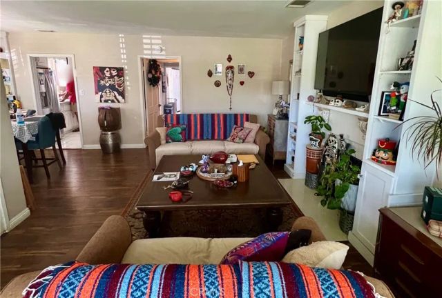 2925 San Francisco, Long Beach, CA 90806