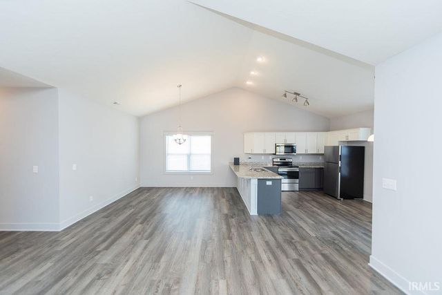 1115 W Rangeview Circle, Bloomington, IN 47403