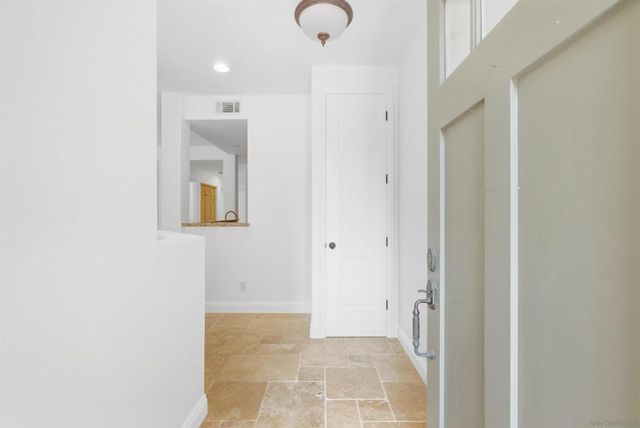 610 Westbourne St, La Jolla, CA 92037