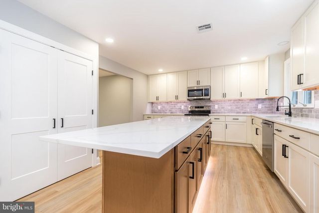 61 S PARK AVE, Norristown, PA 19403