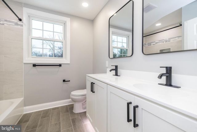 61 S PARK AVE, Norristown, PA 19403