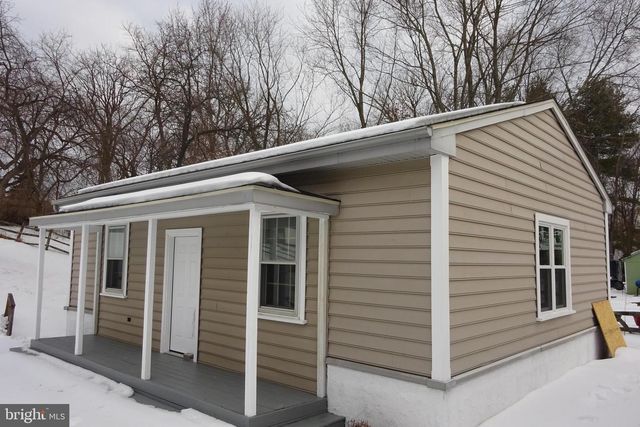 61 S PARK AVE, Norristown, PA 19403