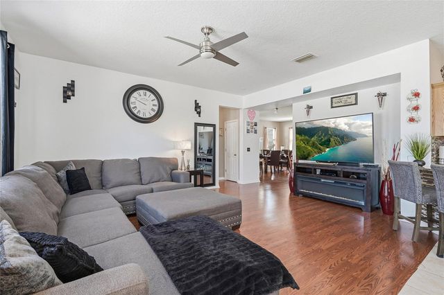 5213 PRAIRIE VIEW WAY, Wesley Chapel, FL 33545