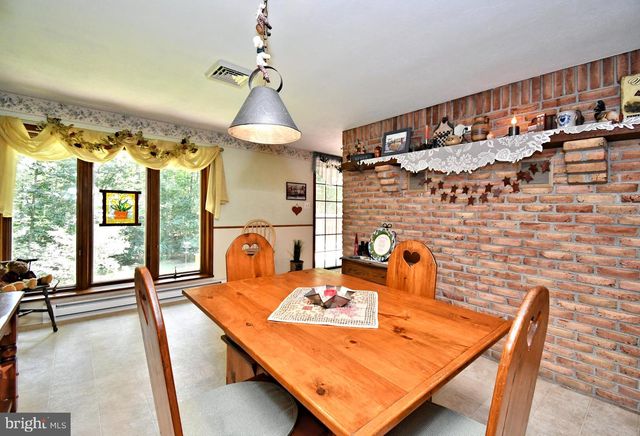 1044 MAPLE GROVE RD, Mohnton, PA 19540
