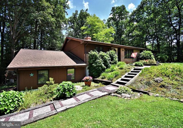 1044 MAPLE GROVE RD, Mohnton, PA 19540