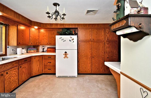 1044 MAPLE GROVE RD, Mohnton, PA 19540