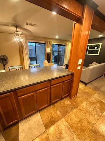 34 Montego Colony 1, Fox Lake, IL 60020